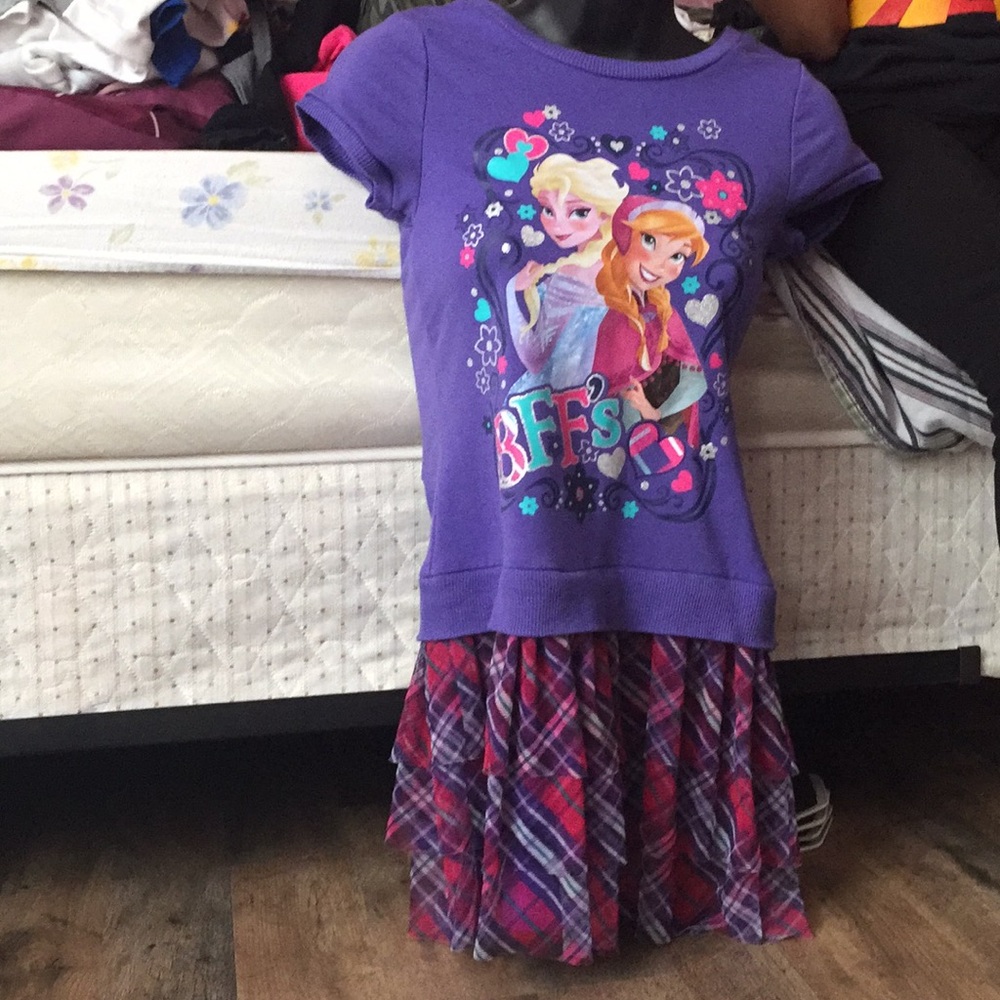 A bff Frozen purple and pink kids dress